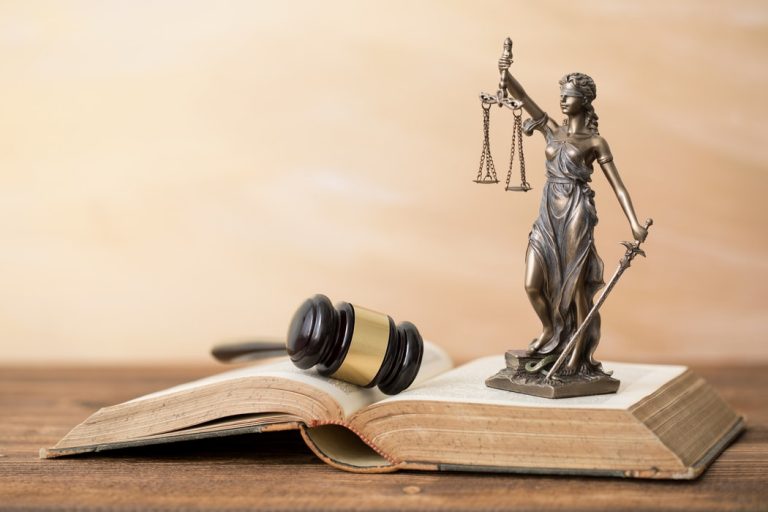 criminal defense attorney in Phoenix