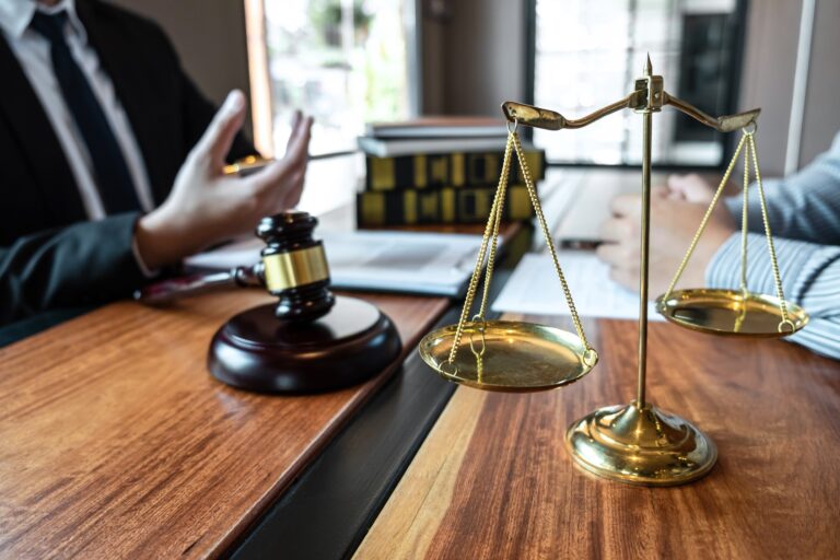 Abogados de defensa criminal y bancarrota en Sun City
