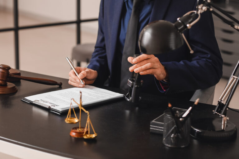 Apache Junction Armed Robbery Defense Lawyer