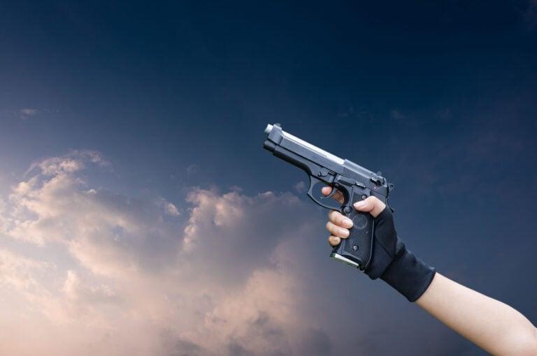 Abogados en casos de disparo de armas de fuego en Mesa