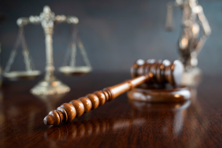 Abogados de defensa criminal y bancarrota en Marana