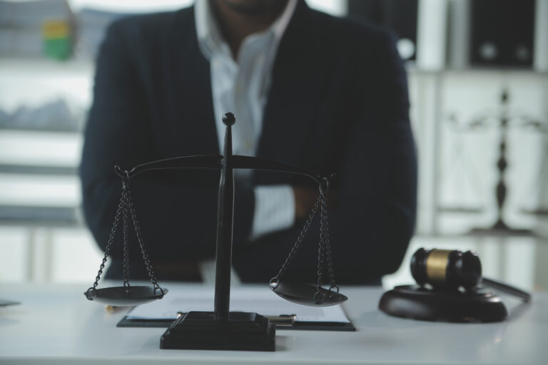 Abogados de asalto agravado a un policía en Peoria Arizona