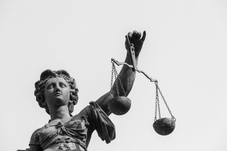 Sun City West Armed Robbery Defense Lawyer