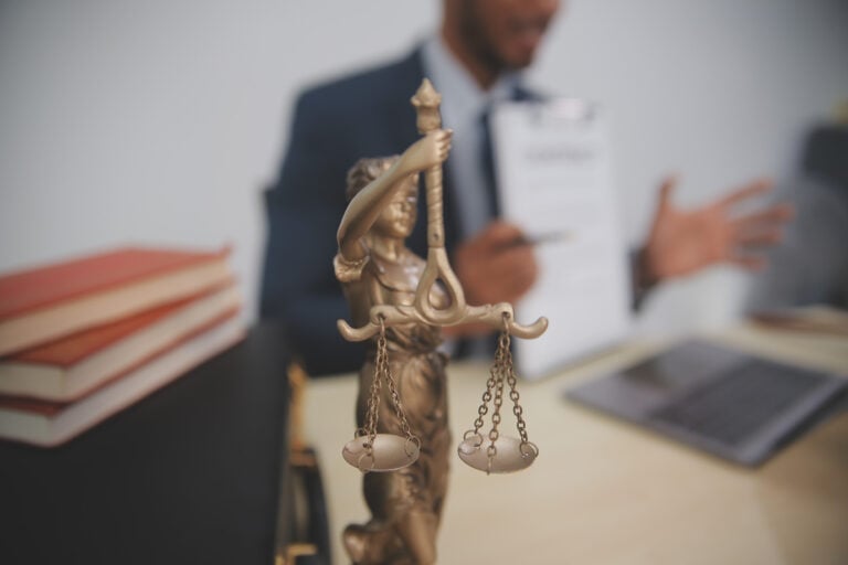 Abogados de restauración del derecho a portar armas en Gilbert